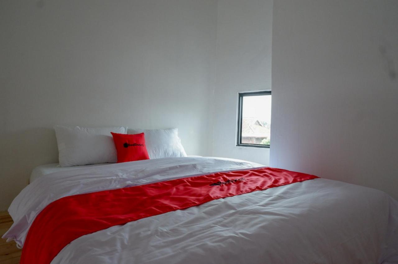 Reddoorz @ Demangan Sari Residence Pakualaman المظهر الخارجي الصورة